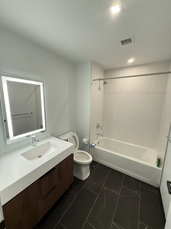 1 bed, 1 bath apartment for rent at 1515 Commonwealth Ave Unit 209, Brighton — photo 13 of 18