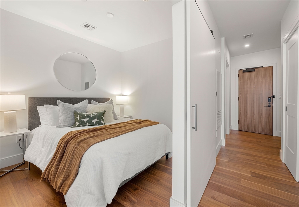 1 bed, 1 bath apartment for rent at 1515 Commonwealth Ave Unit 304, Brighton — photo 5 of 22