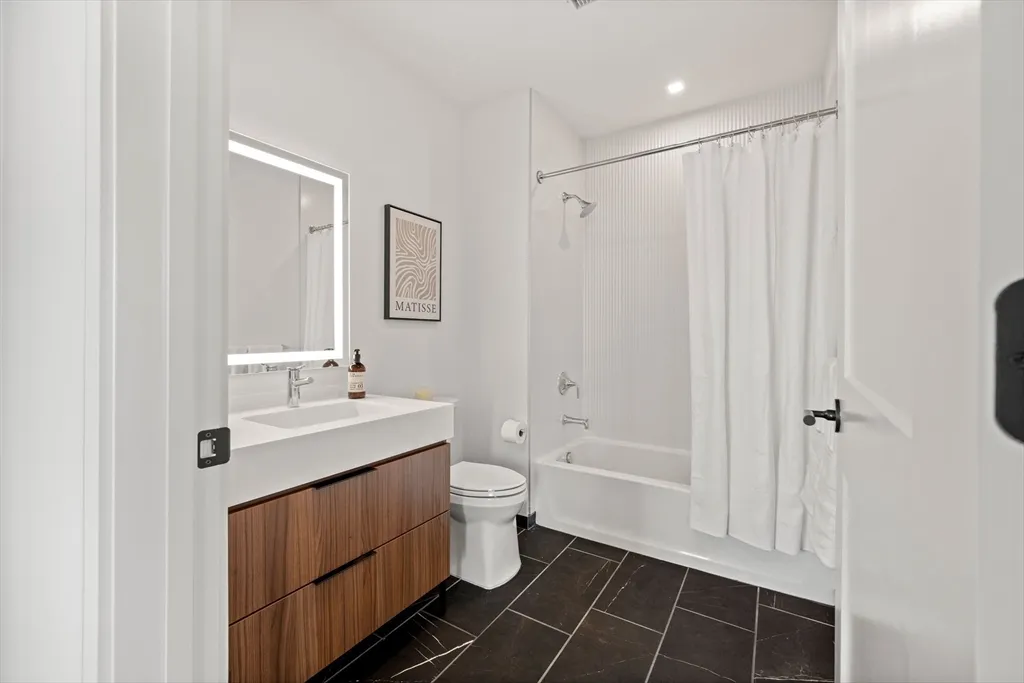 2 bed, 2 bath apartment for rent at 1515 Commonwealth Unit 806, Brighton — photo 7 of 22