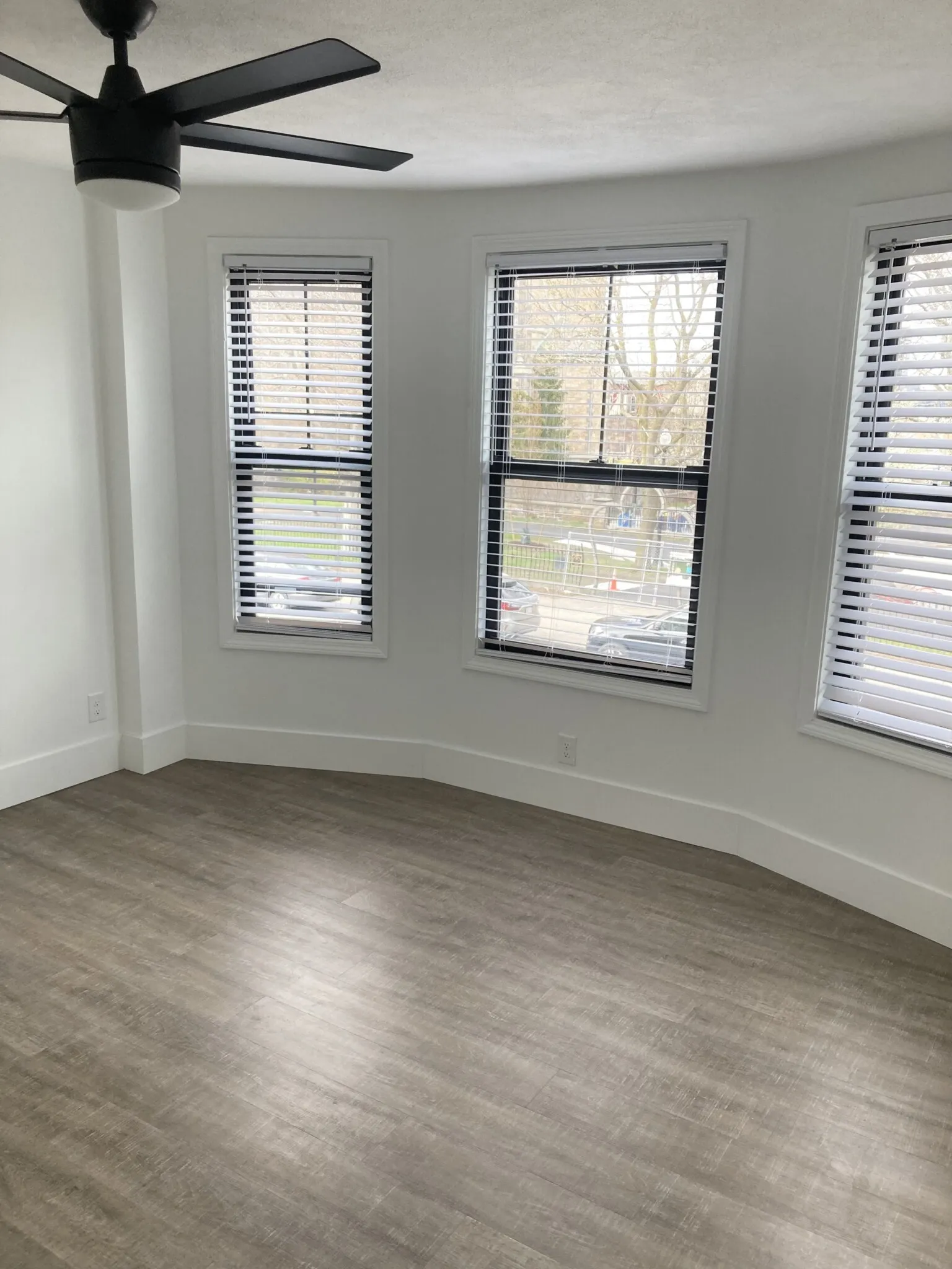 4 bed, 2 bath apartment for rent at 1516 Tremont St Unit 2, Mission Hill — photo 7 of 16