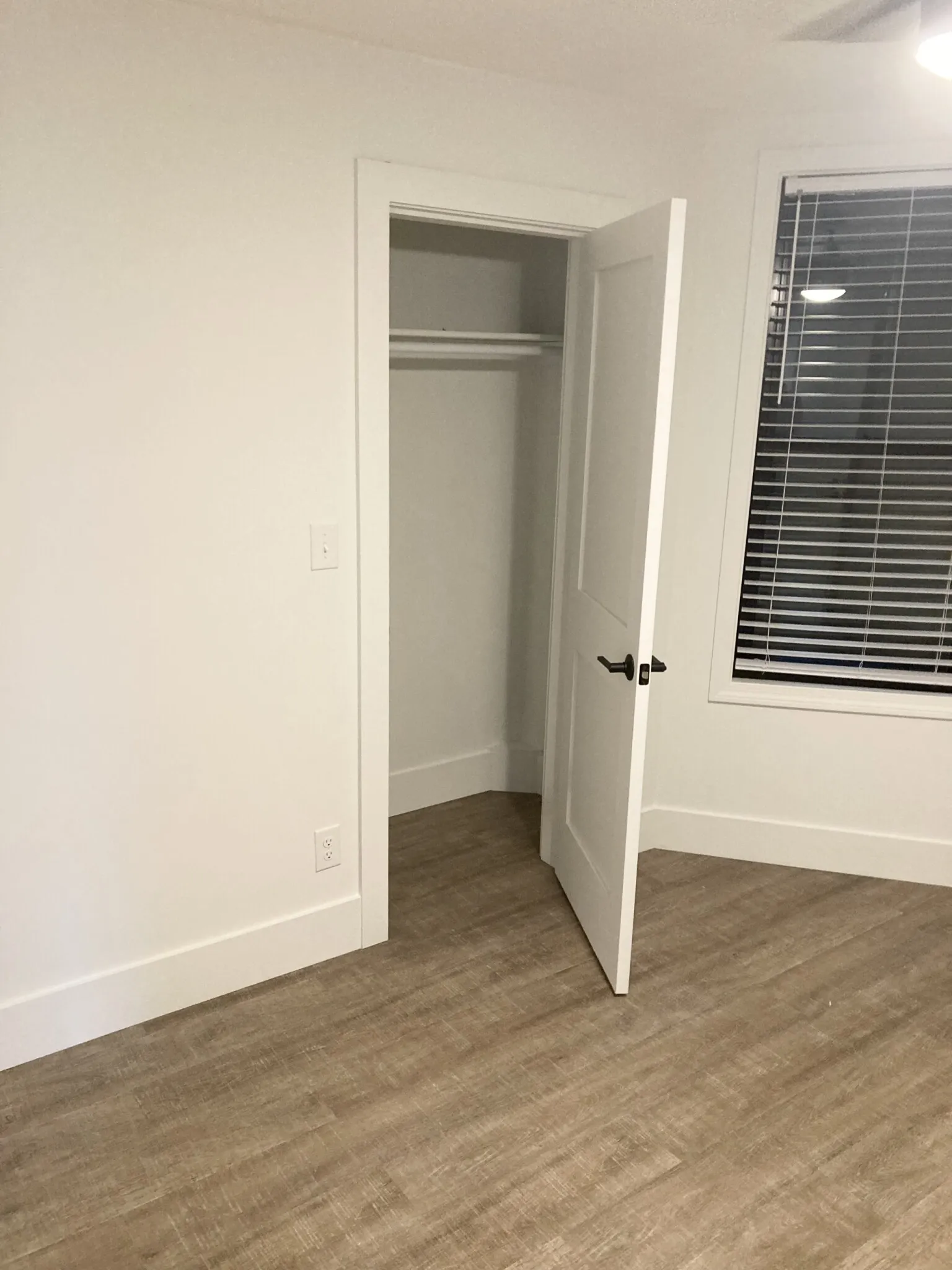 4 bed, 2 bath apartment for rent at 1516 Tremont St Unit 2, Mission Hill — photo 10 of 16