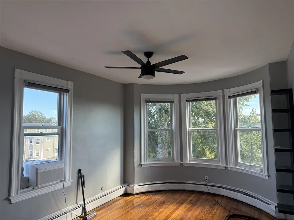 3 bed, 1 bath apartment for rent at 1518 Columbia Rd Unit 3, South Boston — photo 5 of 9