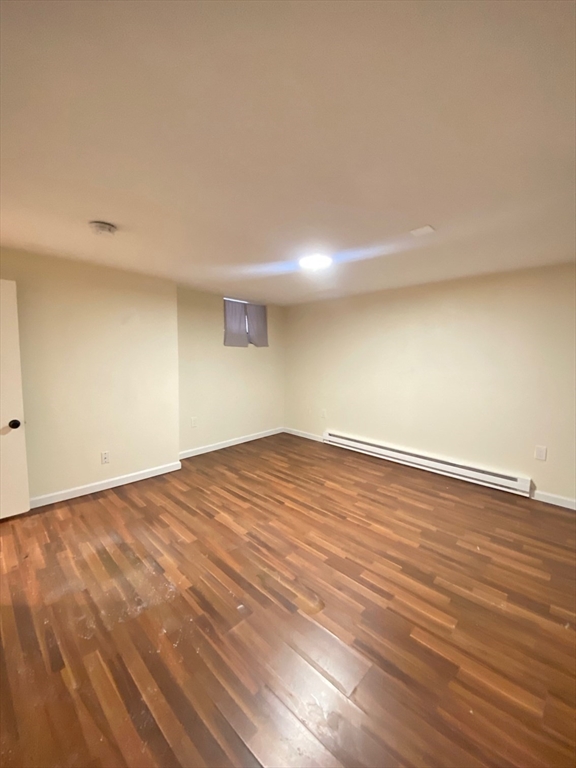 2 bed, 1 bath apartment for rent at 1518 Commonwealth Ave Unit 1, Boston — photo 8 of 9