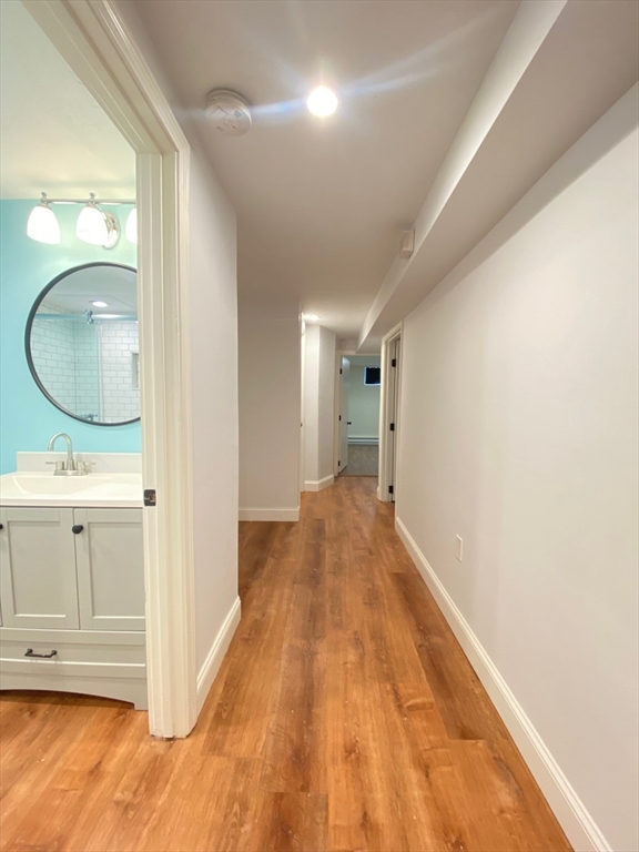 2 bed, 1 bath apartment for rent at 1518 Commonwealth Ave Unit 1, Boston — photo 5 of 9