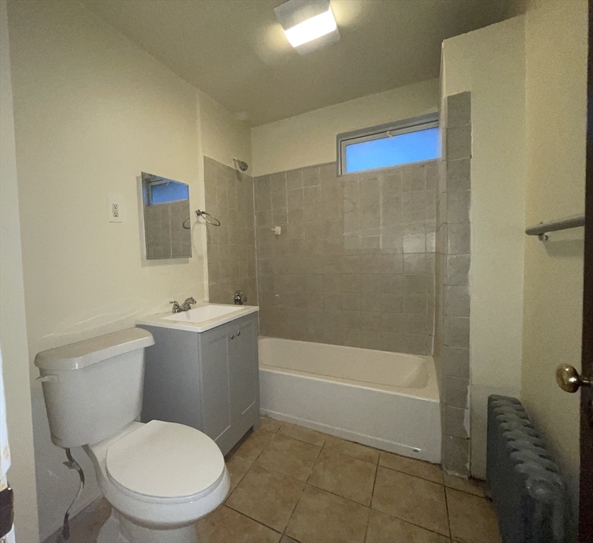 3 bed, 1 bath apartment for rent at 152 Ames Unit 1, Brockton — photo 10 of 10