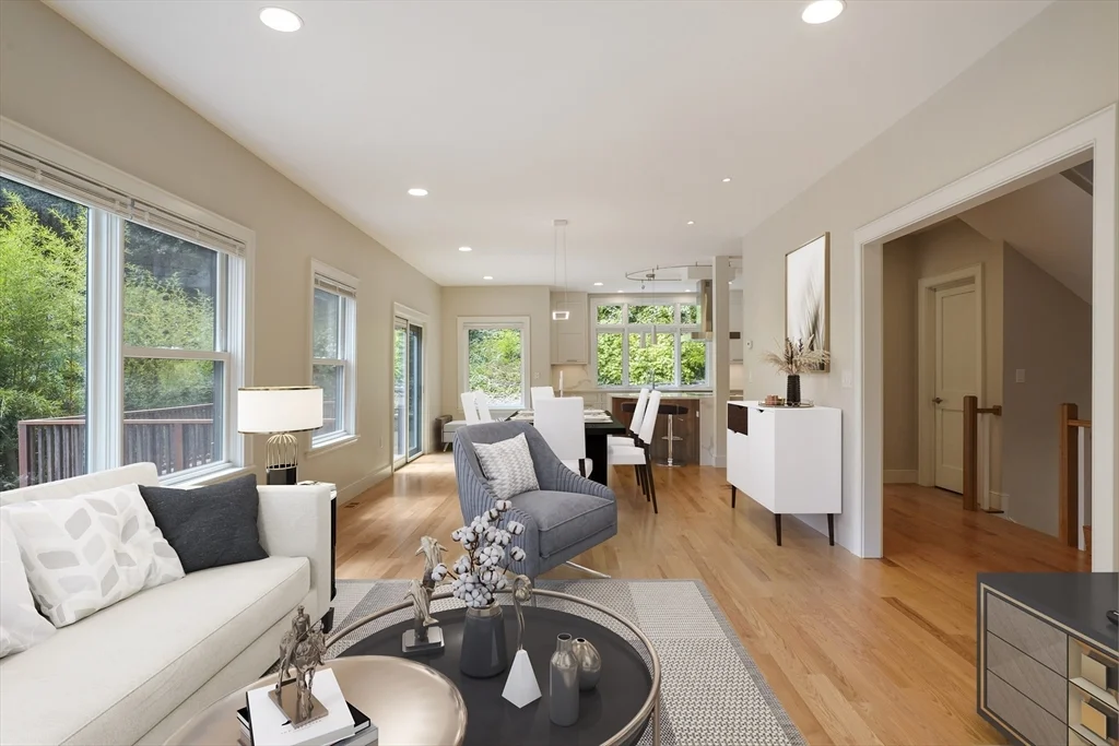 5 bed, 3 bath apartment for rent at 152 Clark Rd Unit SF, Brookline — photo 10 of 26