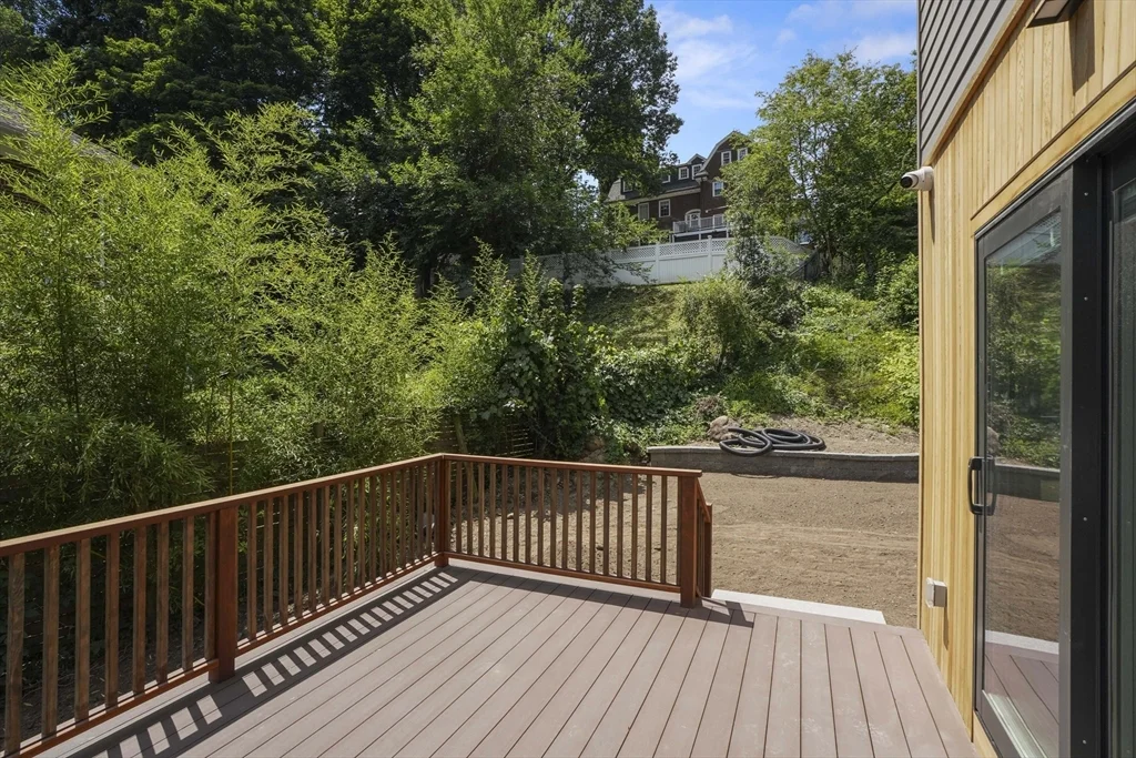 5 bed, 3 bath apartment for rent at 152 Clark Rd Unit SF, Brookline — photo 11 of 26