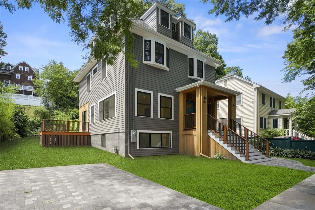 5 bed, 3 bath apartment for rent at 152 Clark Rd Unit SF, Brookline — photo 1 of 26
