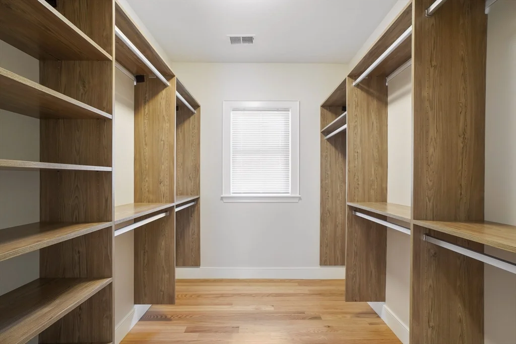 5 bed, 3 bath apartment for rent at 152 Clark Rd Unit SF, Brookline — photo 15 of 26