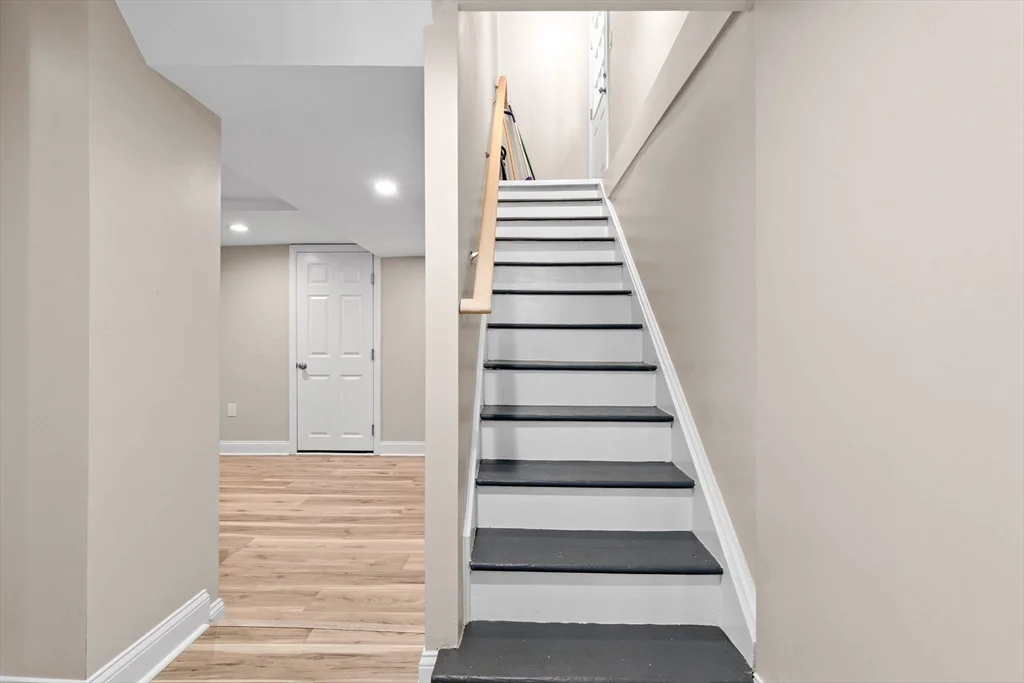 1 bed, 1 bath apartment for rent at 152 Glen St Unit A, Rowley — photo 17 of 17