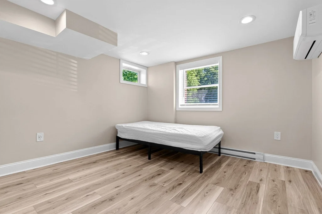 1 bed, 1 bath apartment for rent at 152 Glen St Unit A, Rowley — photo 15 of 17