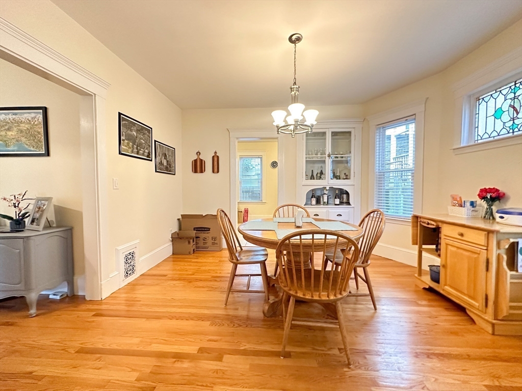 3 bed, 1 bath apartment for rent at 152 Homes Ave Unit 1, Dorchester — photo 2 of 19