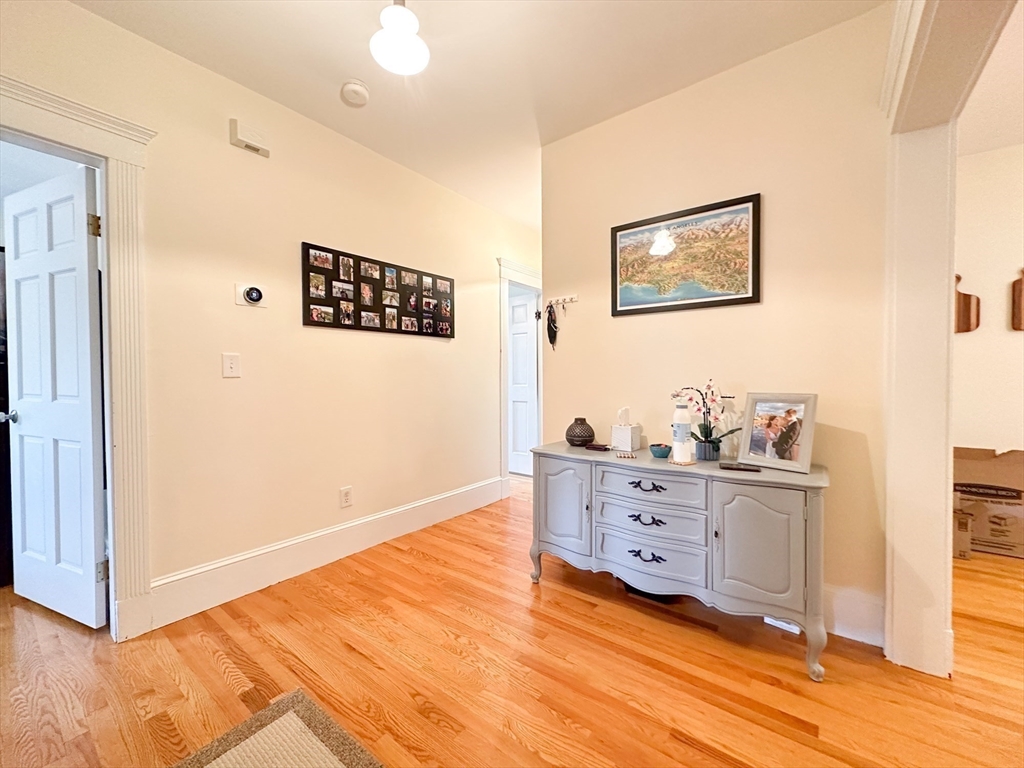 3 bed, 1 bath apartment for rent at 152 Homes Ave Unit 1, Dorchester — photo 3 of 19