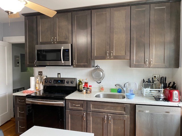 3 bed, 1 bath apartment for rent at 152 Lake St Unit 2, Brighton — photo 2 of 26
