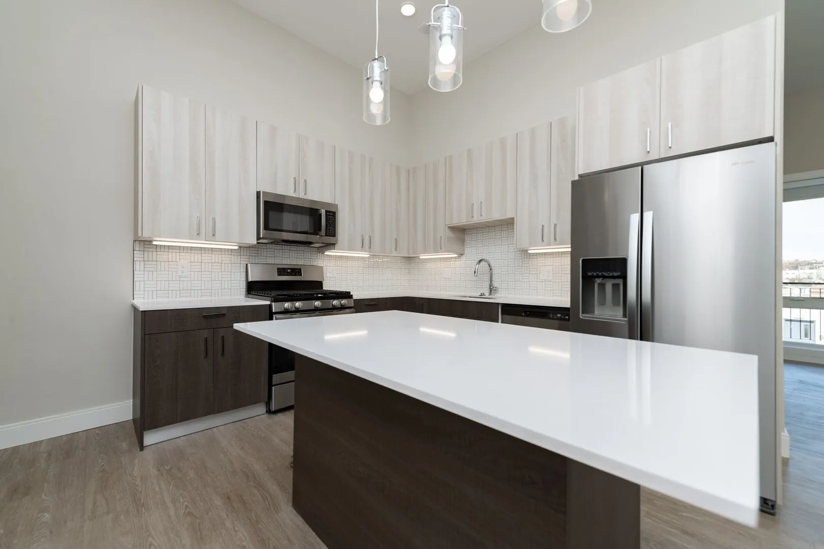 Studio bed, 1 bath apartment for rent at 152 Liverpool St Unit 305, East Boston — photo 3 of 9