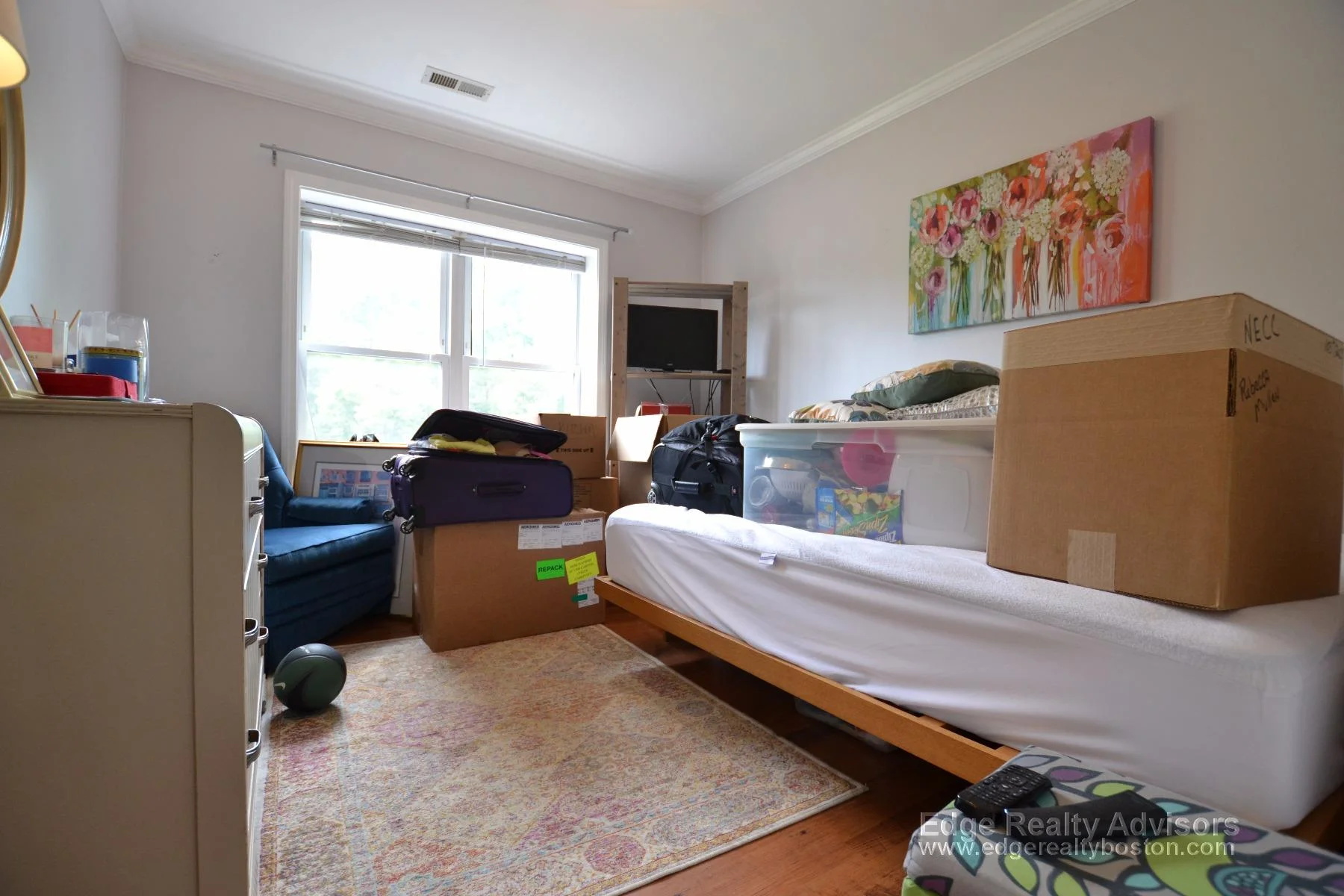 3 bed, 2 bath apartment for rent at 152 Newton St Unit 4, Brighton — photo 10 of 12