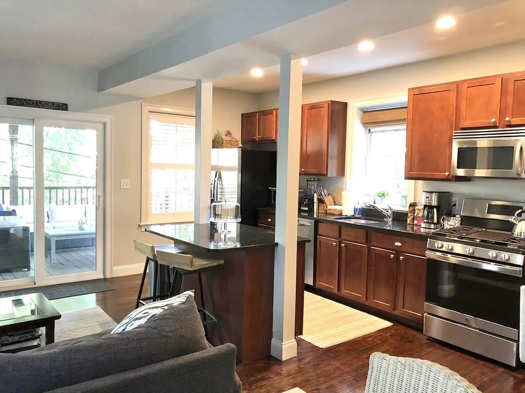 2 bed, 2 bath apartment for rent at 152 O St Unit 2, South Boston — photo 4 of 13