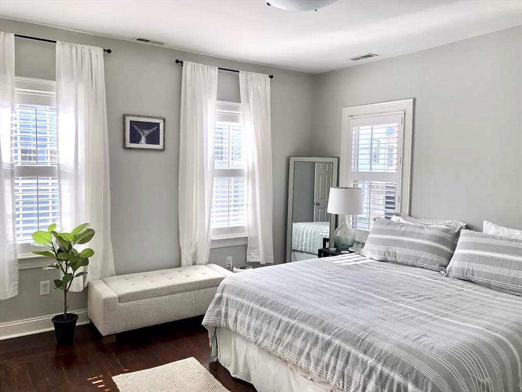 2 bed, 2 bath apartment for rent at 152 O St Unit 2, South Boston — photo 6 of 13