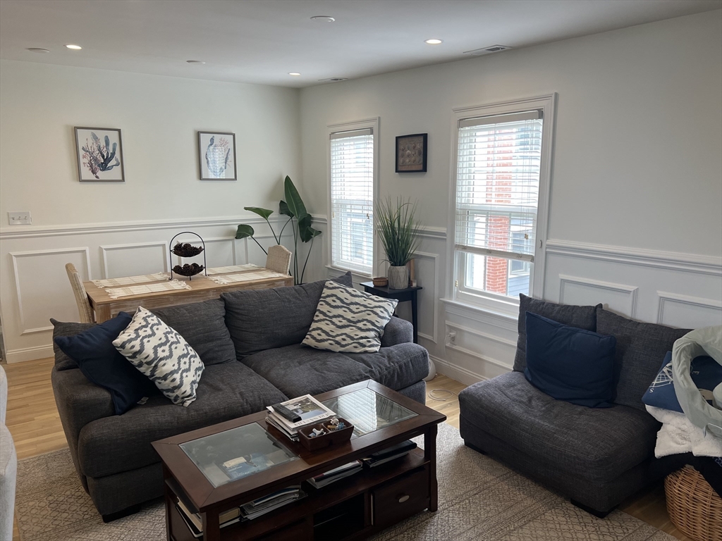 2 bed, 2 bath apartment for rent at 152 O St Unit 3, South Boston — photo 4 of 15
