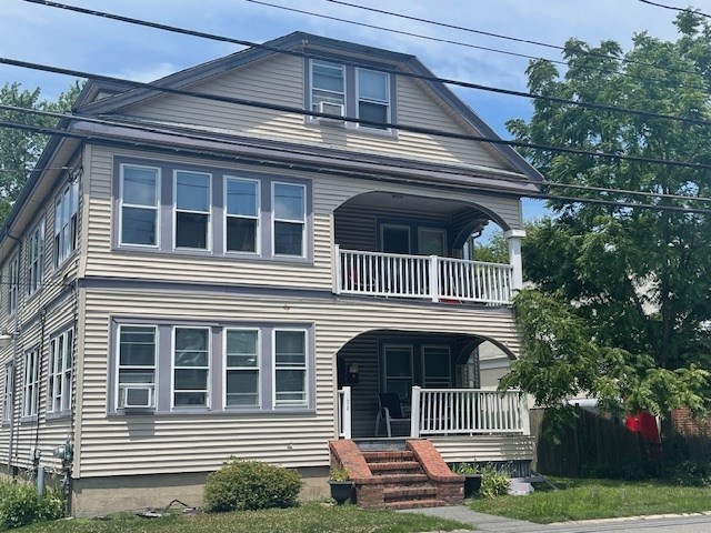 3 bed, 1 bath apartment for rent at 152 Plymouth St Unit 1, Bridgewater