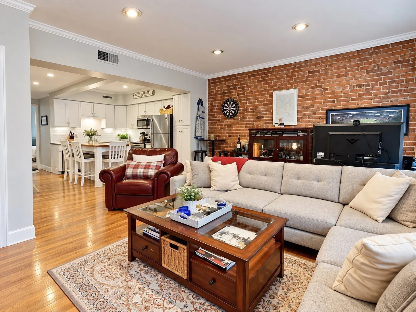 1 bed, 1 bath apartment for rent at 152 Prince St Unit 6, North End