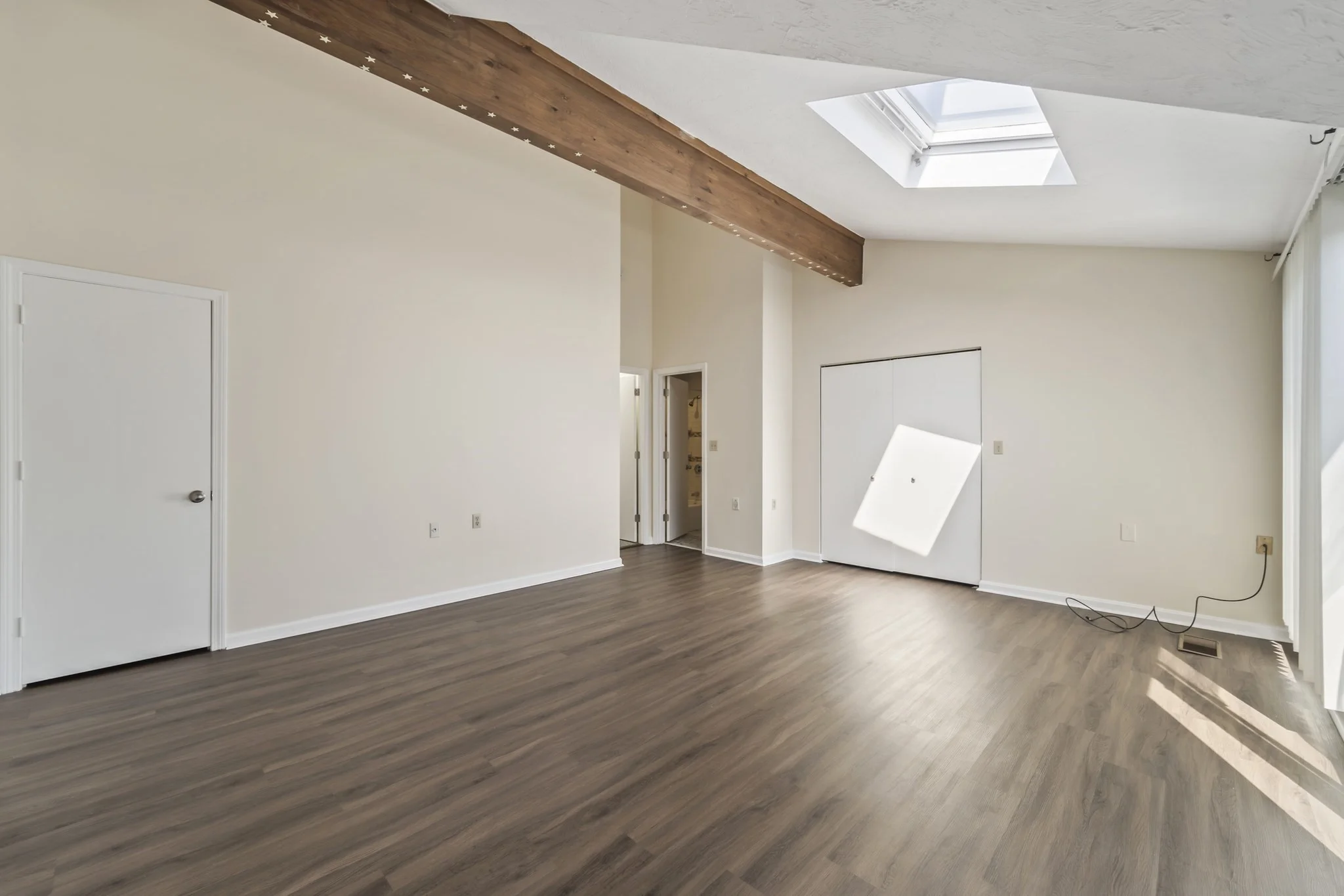 2 bed, 2 bath apartment for rent at 152 Quincy Shore Dr Unit 13, Quincy — photo 11 of 15