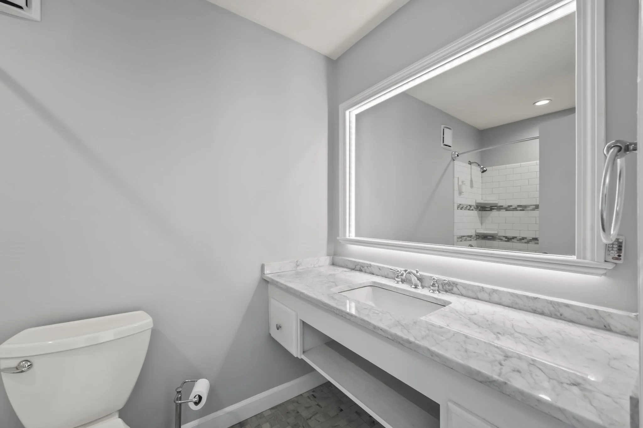 2 bed, 2 bath apartment for rent at 152 Quincy Shore Dr Unit 13, Quincy — photo 13 of 15