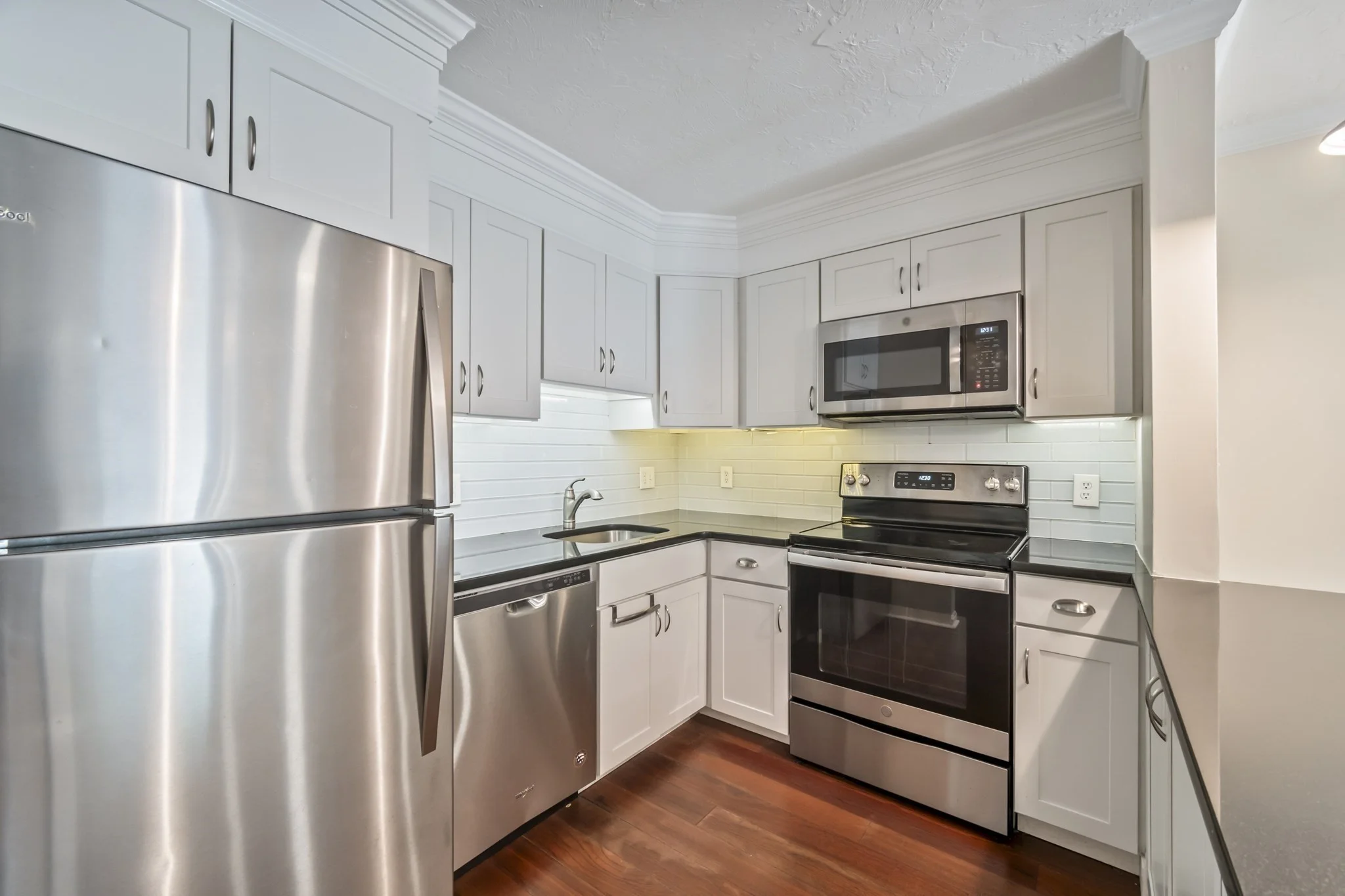 2 bed, 2 bath apartment for rent at 152 Quincy Shore Dr Unit 13, Quincy