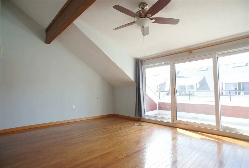 2 bed, 2 bath apartment for rent at 152 Quincy Shore Dr Unit 25, Quincy — photo 15 of 17