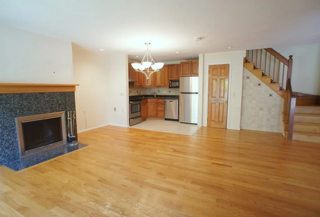2 bed, 2 bath apartment for rent at 152 Quincy Shore Dr Unit 25, Quincy — photo 7 of 17