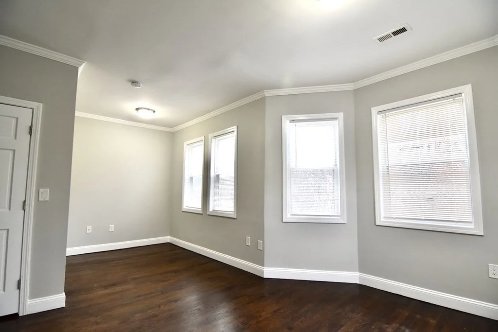 3 bed, 1 bath apartment for rent at 152 Quincy St Unit 3, Boston — photo 4 of 18
