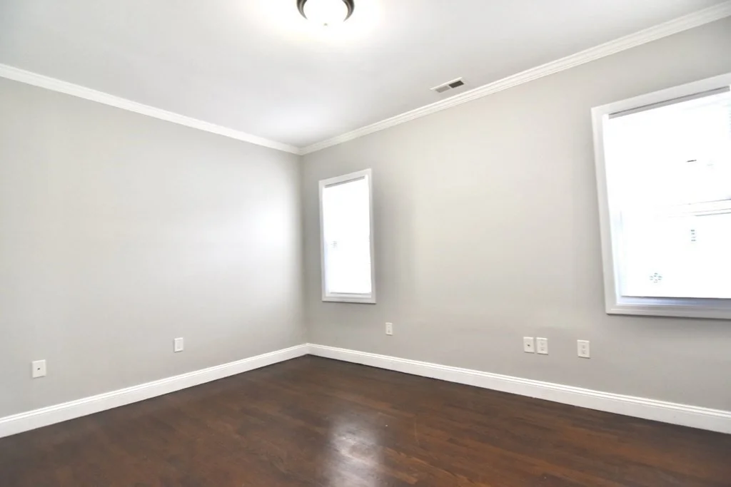 3 bed, 1 bath apartment for rent at 152 Quincy St Unit 3, Boston — photo 9 of 18
