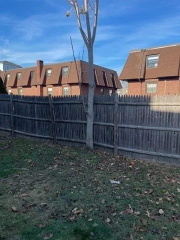 2 bed, 1 bath apartment for rent at 152 S Walnut Unit 1, Quincy — photo 17 of 23