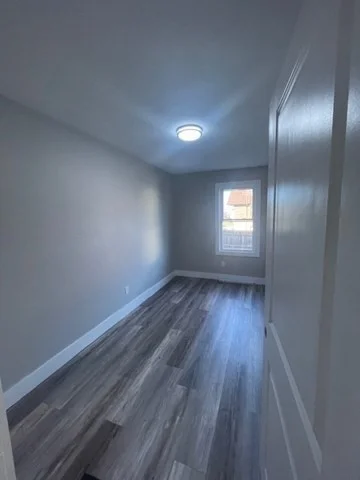 2 bed, 1 bath apartment for rent at 152 S Walnut Unit 1, Quincy — photo 4 of 23