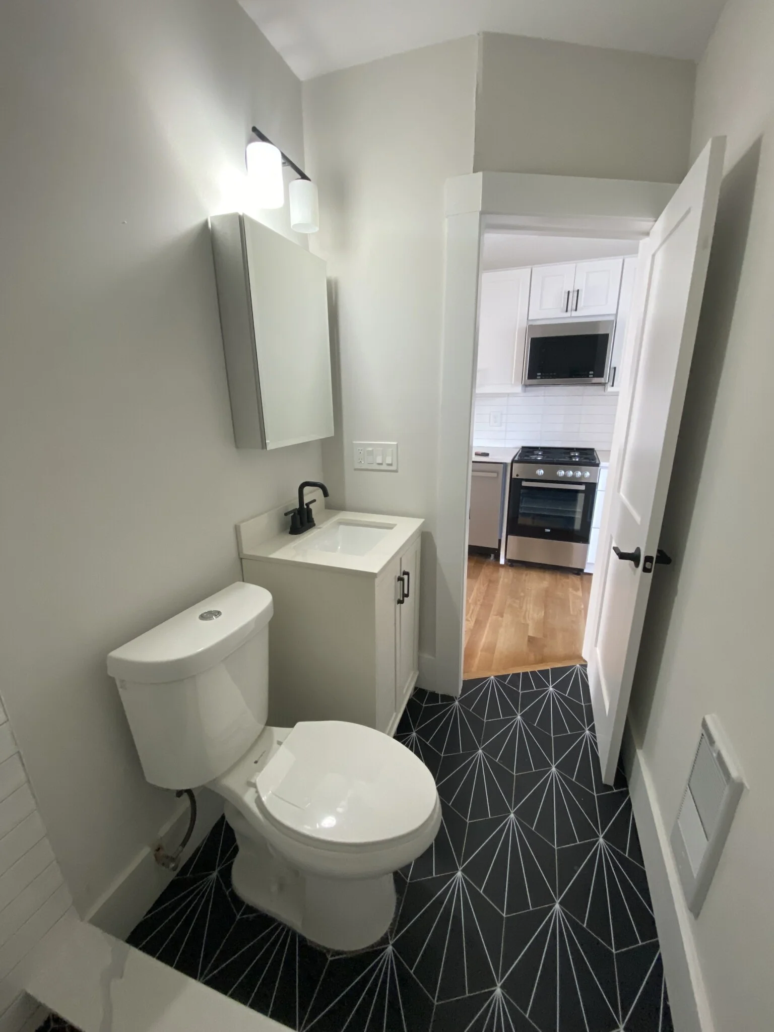 2 bed, 1 bath apartment for rent at 152 Salem St Unit 5, North End — photo 15 of 16