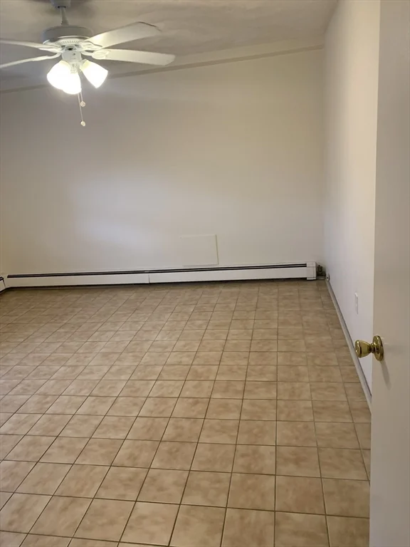 1 bed, 1 bath apartment for rent at 152 Sewall Ave Unit 1, Winthrop Highlands — photo 5 of 12