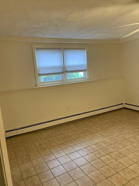 1 bed, 1 bath apartment for rent at 152 Sewall Ave Unit 1, Winthrop Highlands — photo 6 of 12