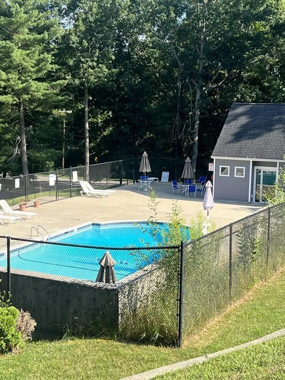 1 bed, 1 bath apartment for rent at 152 Turner Rd Unit 48, Holliston — photo 8 of 10