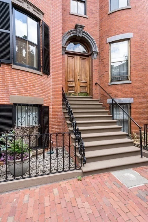 3 bed, 1 bath apartment for rent at 152 W Canton St Unit 2, South End — photo 15 of 16