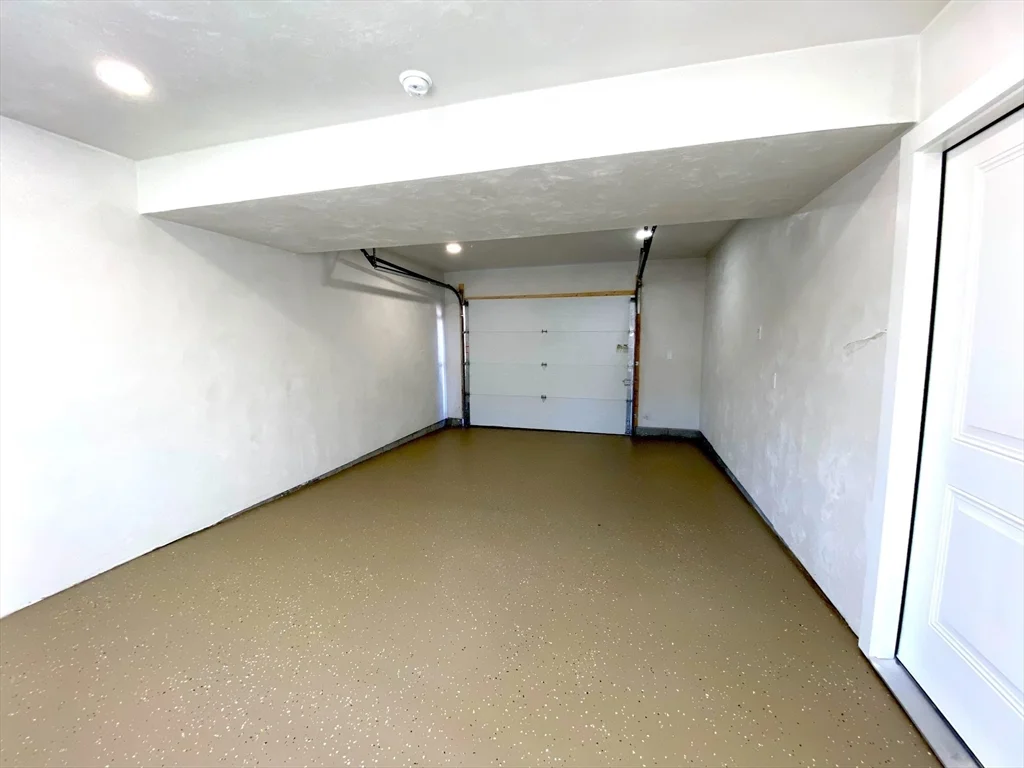 3 bed, 2 bath apartment for rent at 152 W Main St Unit A, Millbury — photo 30 of 33