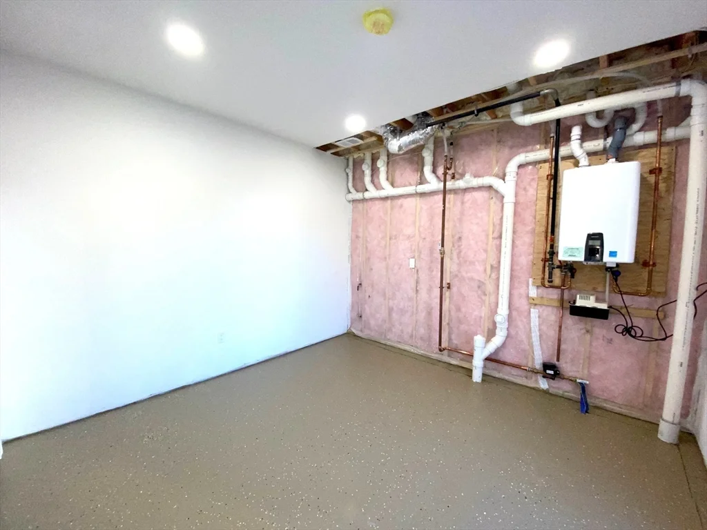 3 bed, 2 bath apartment for rent at 152 W Main St Unit A, Millbury — photo 31 of 33