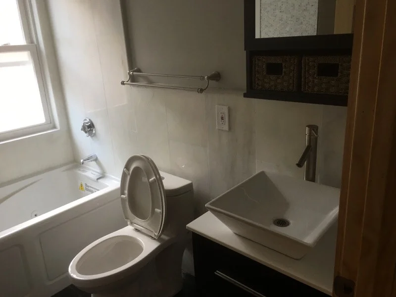 6 bed, 4 bath apartment for rent at 152 Winchester St Unit 1, Brookline — photo 2 of 3