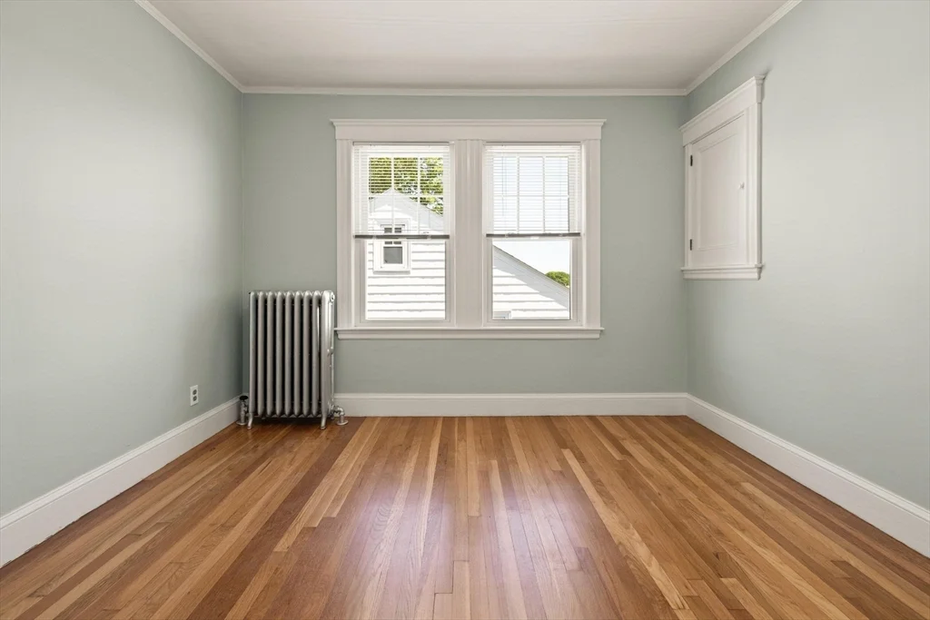 2 bed, 1 bath apartment for rent at 1521 Centre St Unit 2, West Roxbury — photo 9 of 11