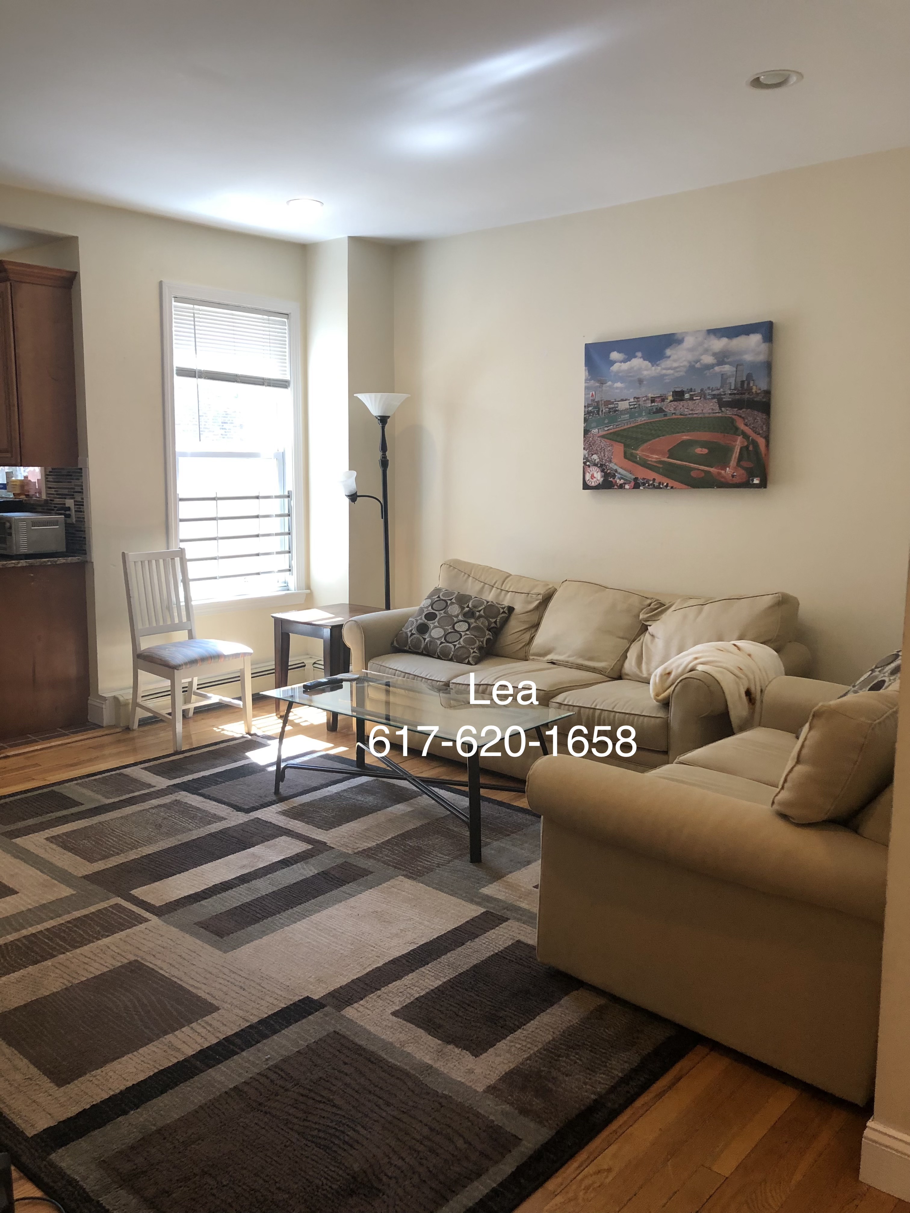 5 bed, 2 bath apartment for rent at 1522 Commonwealth Ave Unit 1, Brighton — photo 8 of 10