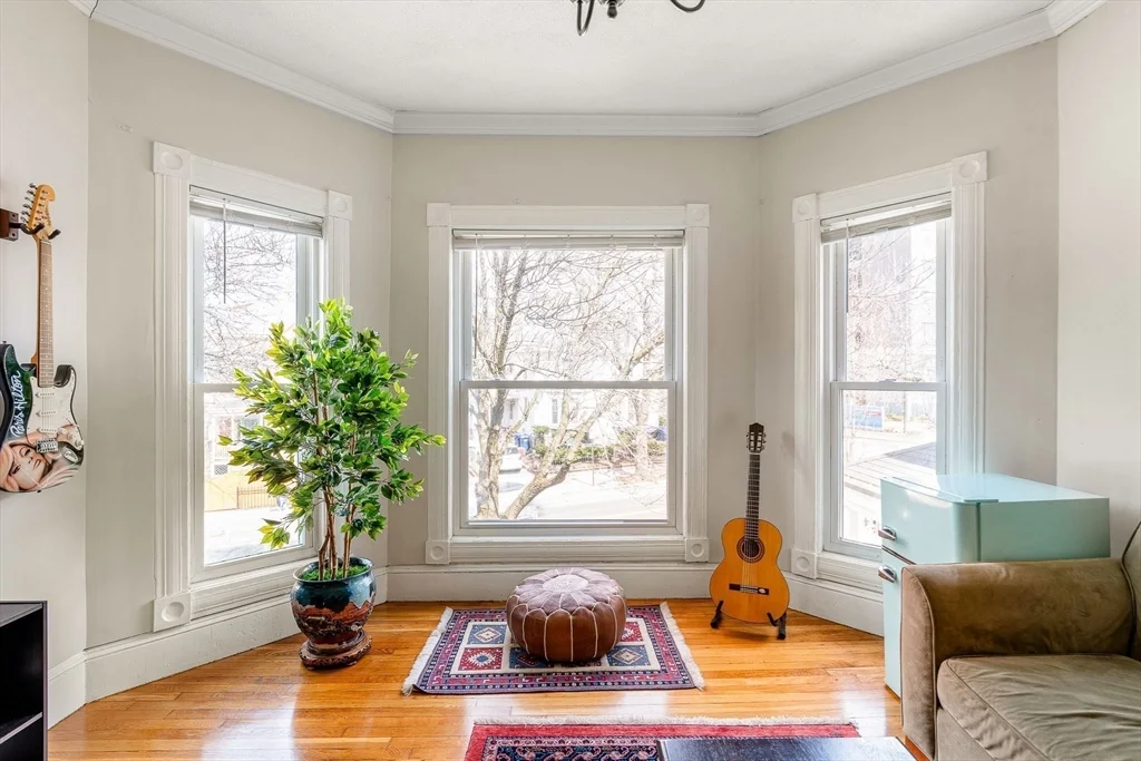 3 bed, 1 bath apartment for rent at 1524 Cambridge St Unit 3, Mid Cambridge — photo 6 of 22