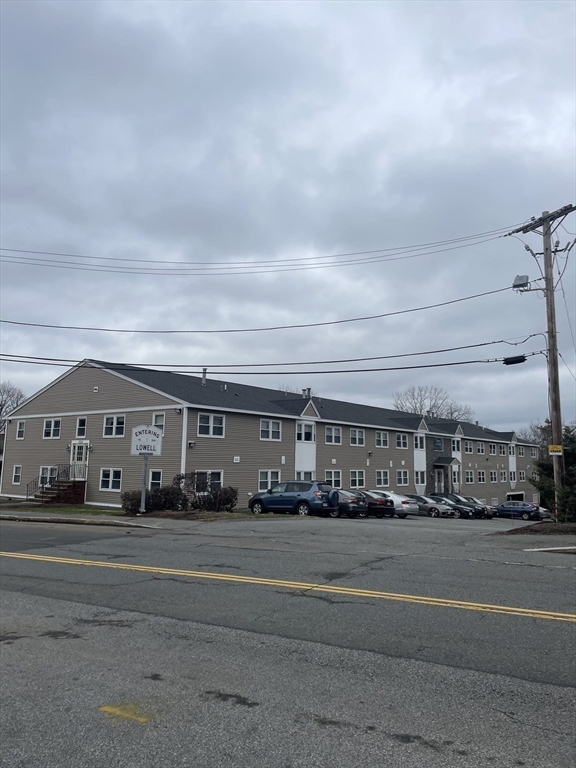 2 bed, 1 bath apartment for rent at 1524 Gorham St Unit 211, Lowell — photo 15 of 17