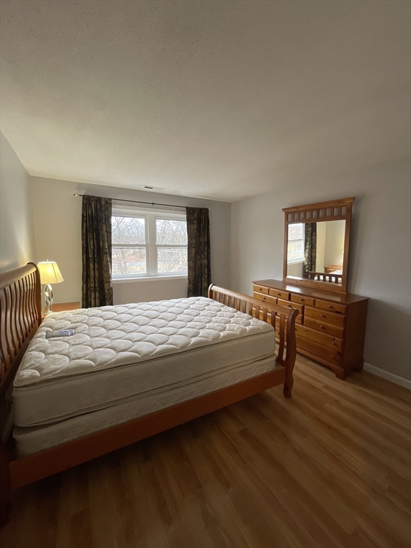 2 bed, 1 bath apartment for rent at 1524 Gorham St Unit 211, Lowell — photo 8 of 17