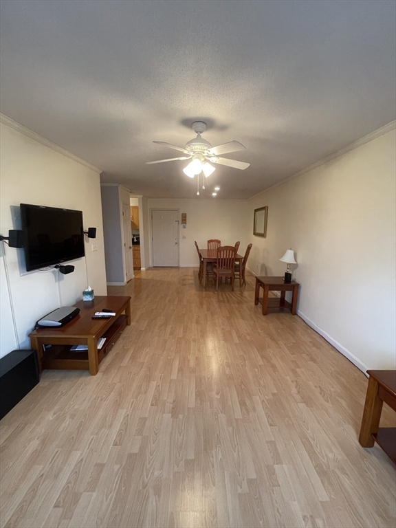 2 bed, 1 bath apartment for rent at 1524 Gorham St Unit 211, Lowell — photo 3 of 17