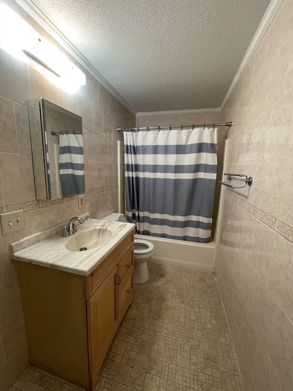 2 bed, 1 bath apartment for rent at 1524 Gorham St Unit 211, Lowell — photo 13 of 17