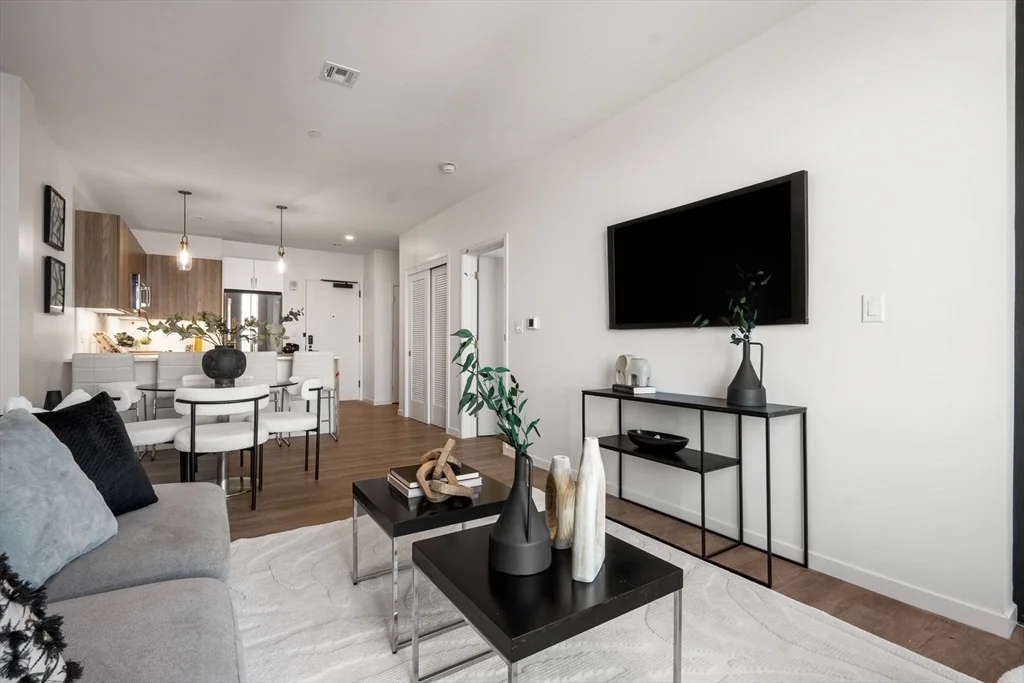 1 bed, 1 bath apartment for rent at 1525 Commonwealth Ave Unit 503, Brighton — photo 14 of 31